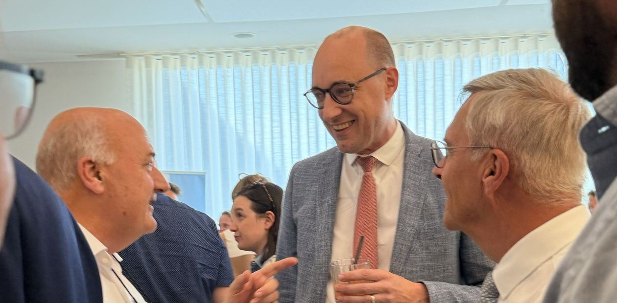 eerste spadesteek 